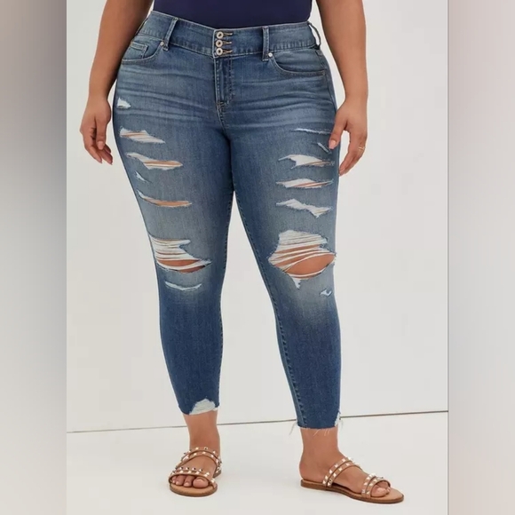 torrid Denim - Torrid Jegging Skinny Super Soft High-Rise Destructed Jeans Stretchy Size 26 T